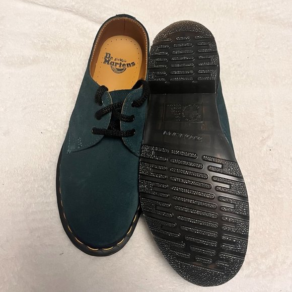 DOC MARTENS NEW NEVER WORN OXFORD SHOE - Picture 2 of 4